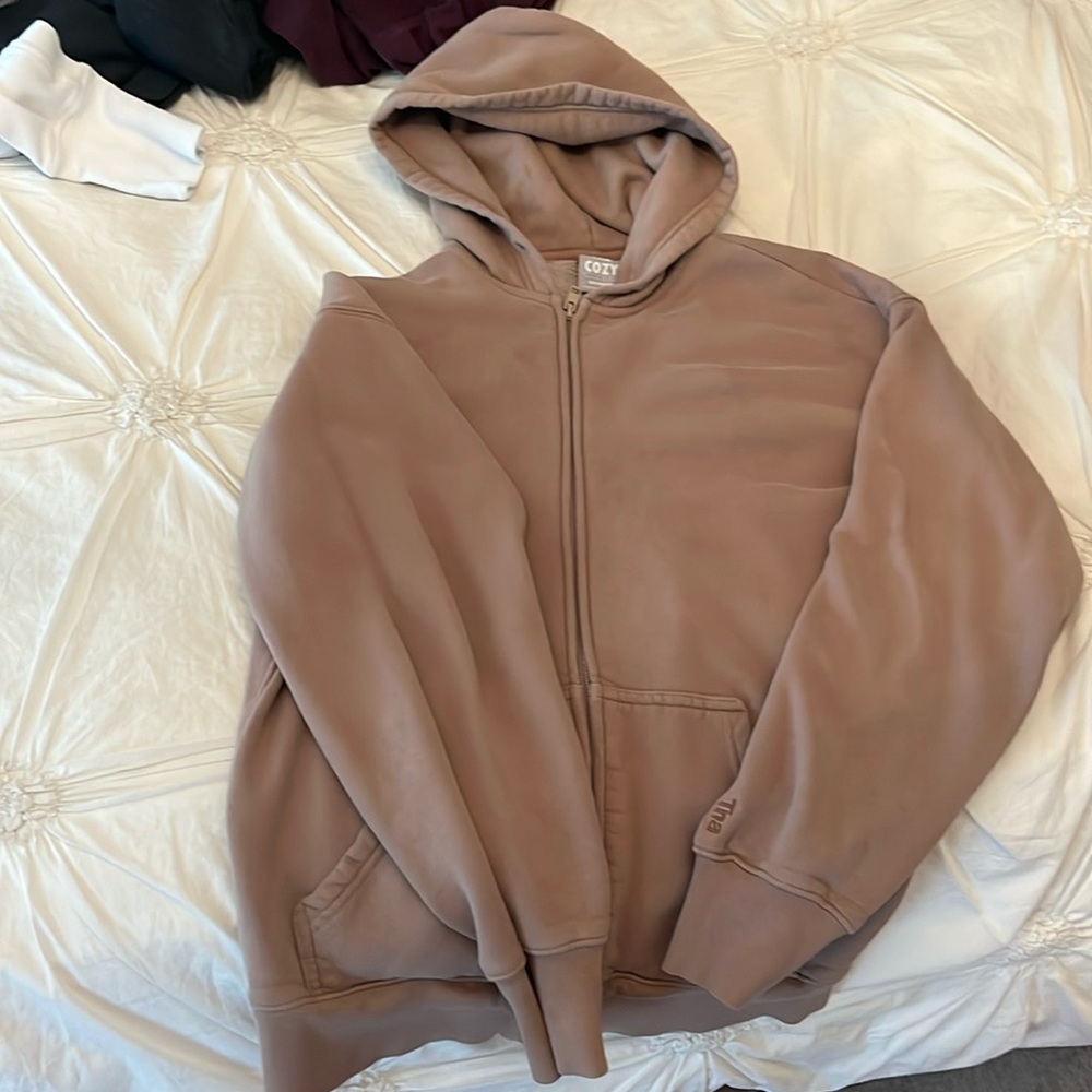 Aritzia Cozy Fleece Boyfriend Zip Hoodie